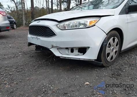 2016 Ford Focus S from USA, damaged, VIN 1FADP3E26GL329731